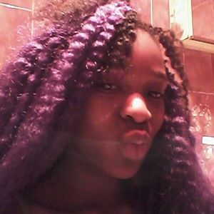 Meet your Posher, Zaniya